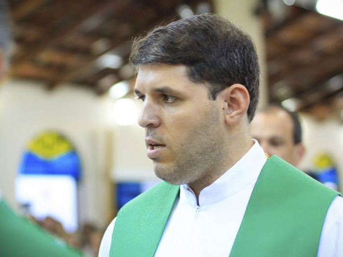 Foto de Padre Cristiano Alisson de Oliveira