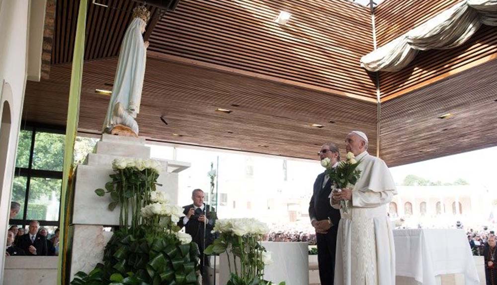 Foto de A oração do Papa na consagração da Rússia e da Ucrânia a Maria