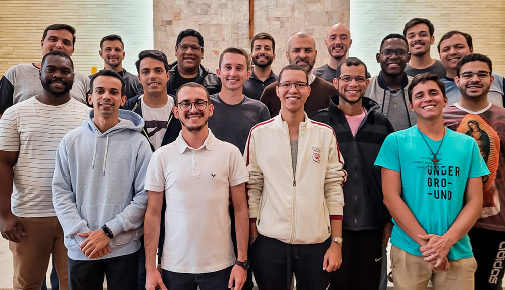 Foto de Seminaristas da Diocese de Divinópolis participaram de Retiro de Oração e Meditação