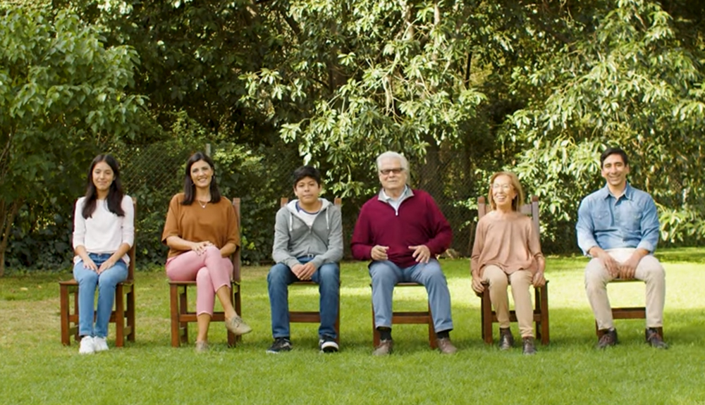 Foto de Em junho, o Santo Padre estimula a oração pela família como um lugar onde se aprende a conviver