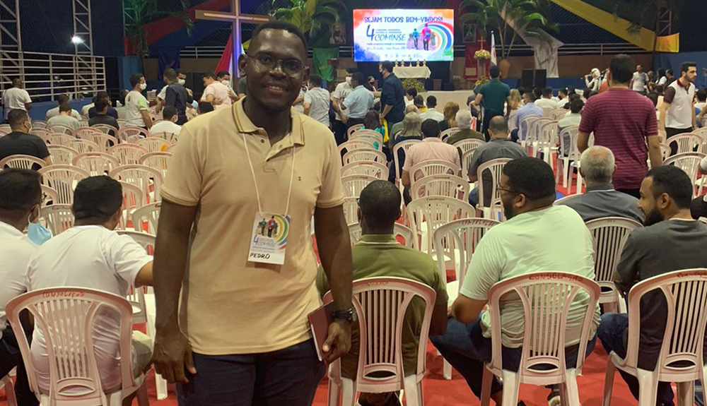 Foto de Pedro Henrique está representando a Diocese no IV Congresso Missionário Nacional de Seminaristas