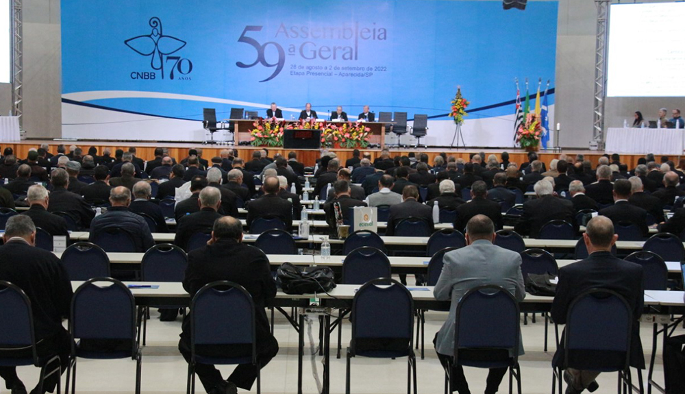 Foto de Comissão de Redação da atualização do Estatuto da CNBB apresenta texto final à 59ª Assembleia Geral da CNBB