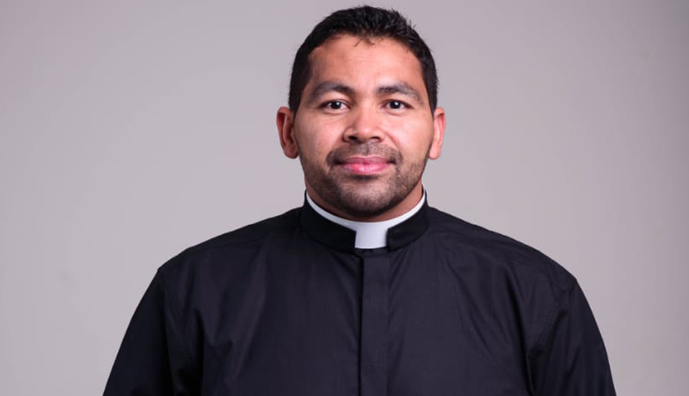 Notícia: Convite da Ordenação Presbiteral do Diácono Maurílio da Conceição de Oliveira Aguiar