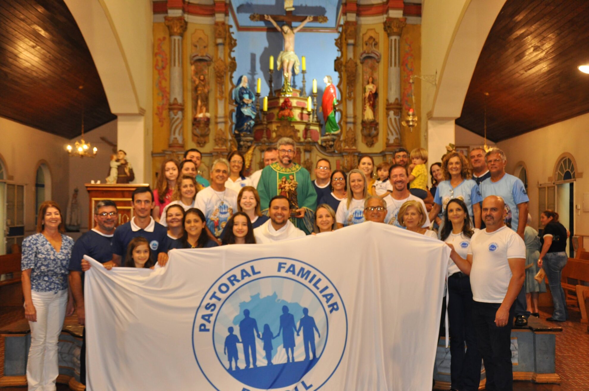 Foto de Missa de envio dos agentes para as atividades da Pastoral Familiar, neste ano de 2023