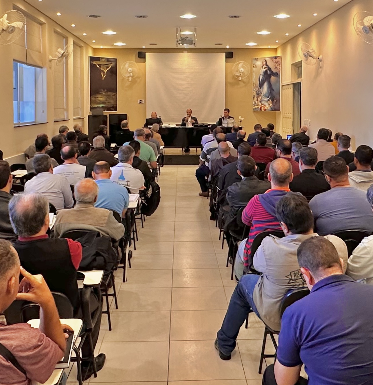 Foto de Dom Geovane Luís se reúne com o Clero, pela primeira vez