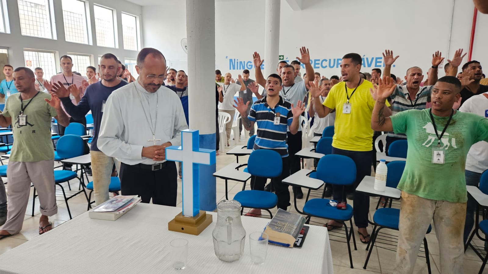 Foto de Dom Geovane visita a Apac de Divinópolis