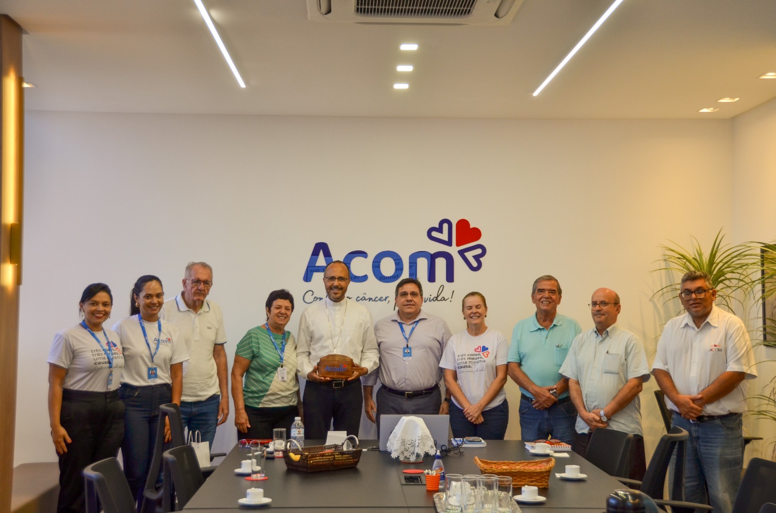 Foto de Acom recebe visita de Dom Geovane Luís