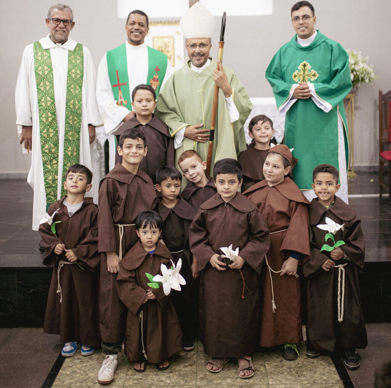 Foto de Dom Geovane Preside Celebração em Honra a Santo Antônio em Pará de Minas