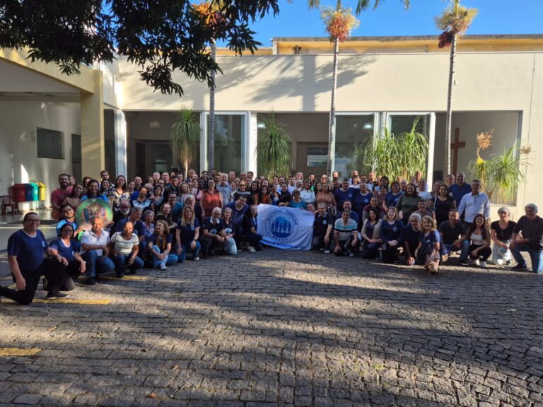 Foto de Renovação e Fortalecimento: Equipe Pré-Matrimonial realiza formação na Cúria Diocesana