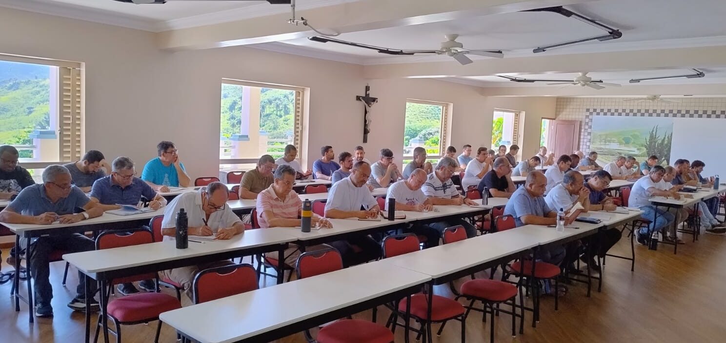 Foto de Retiro do Clero é realizado em Cachoeira do Campo até dia 20