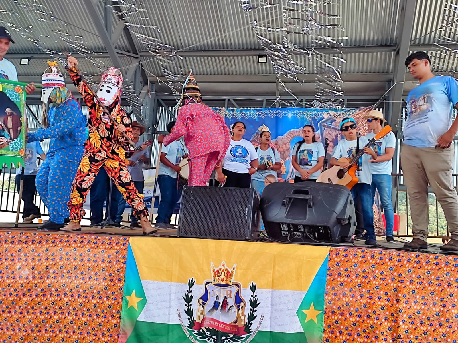 Notícia: Quinto encontro de folia de Reis é realizado em Leandro Ferreira