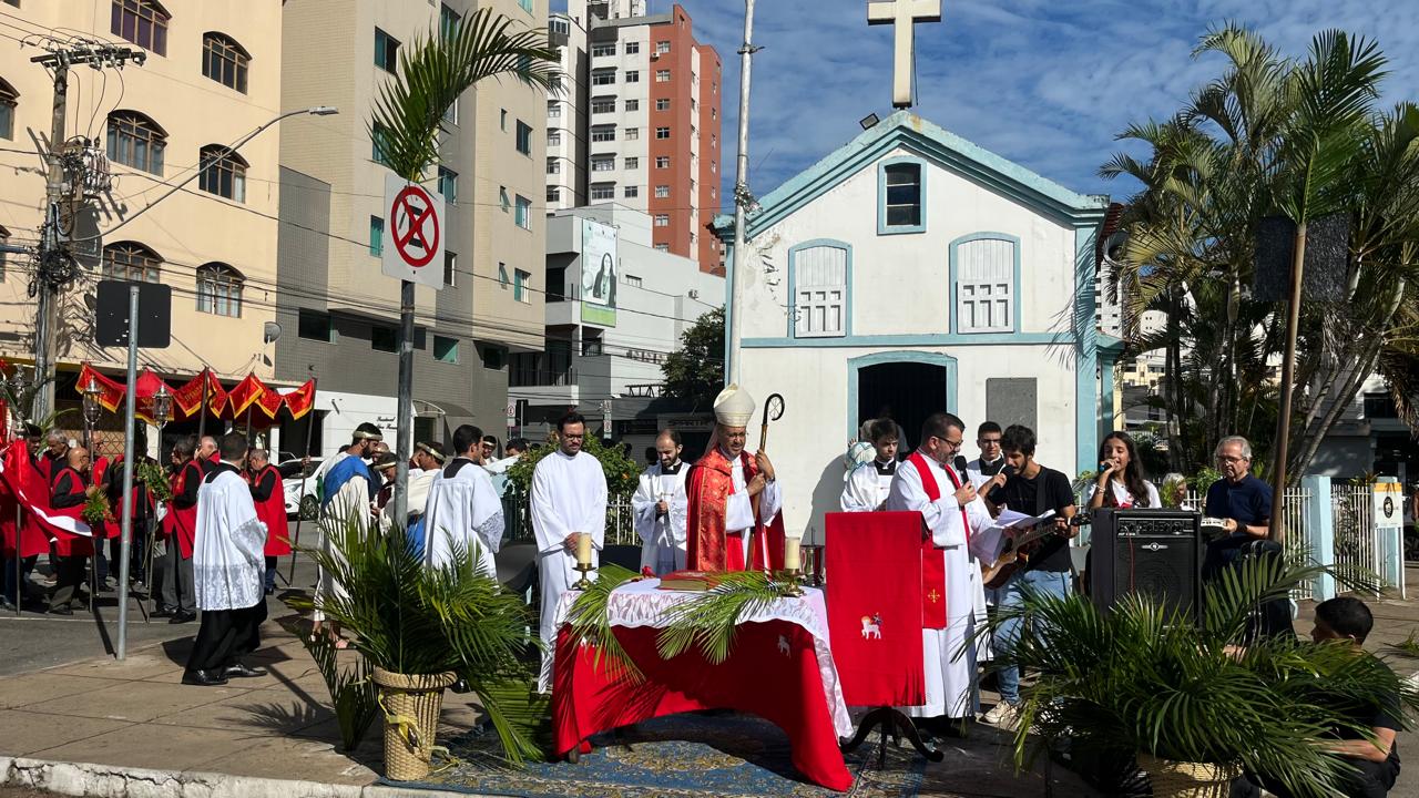 Foto de Dom Geovane abre Semana Santa com benção de Ramos e missa na Catedral